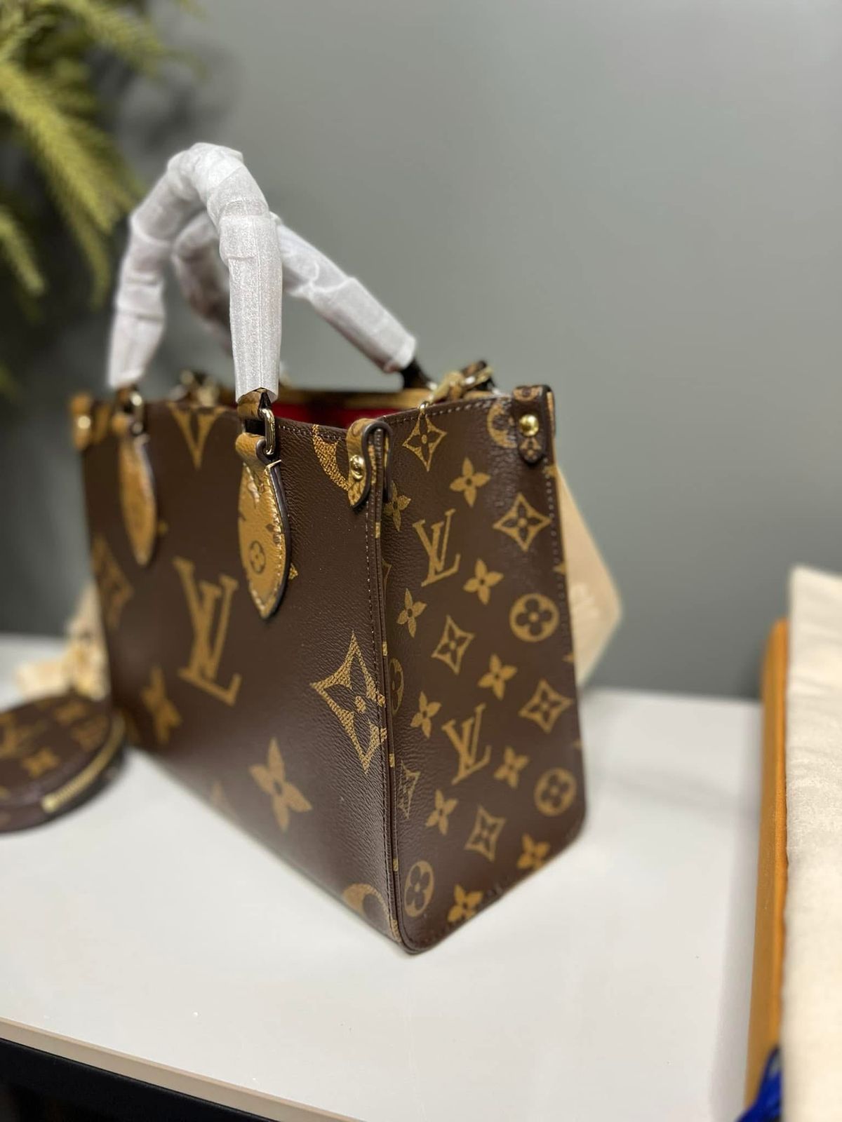 ZEVIRA'S L--V OnTheGo PM