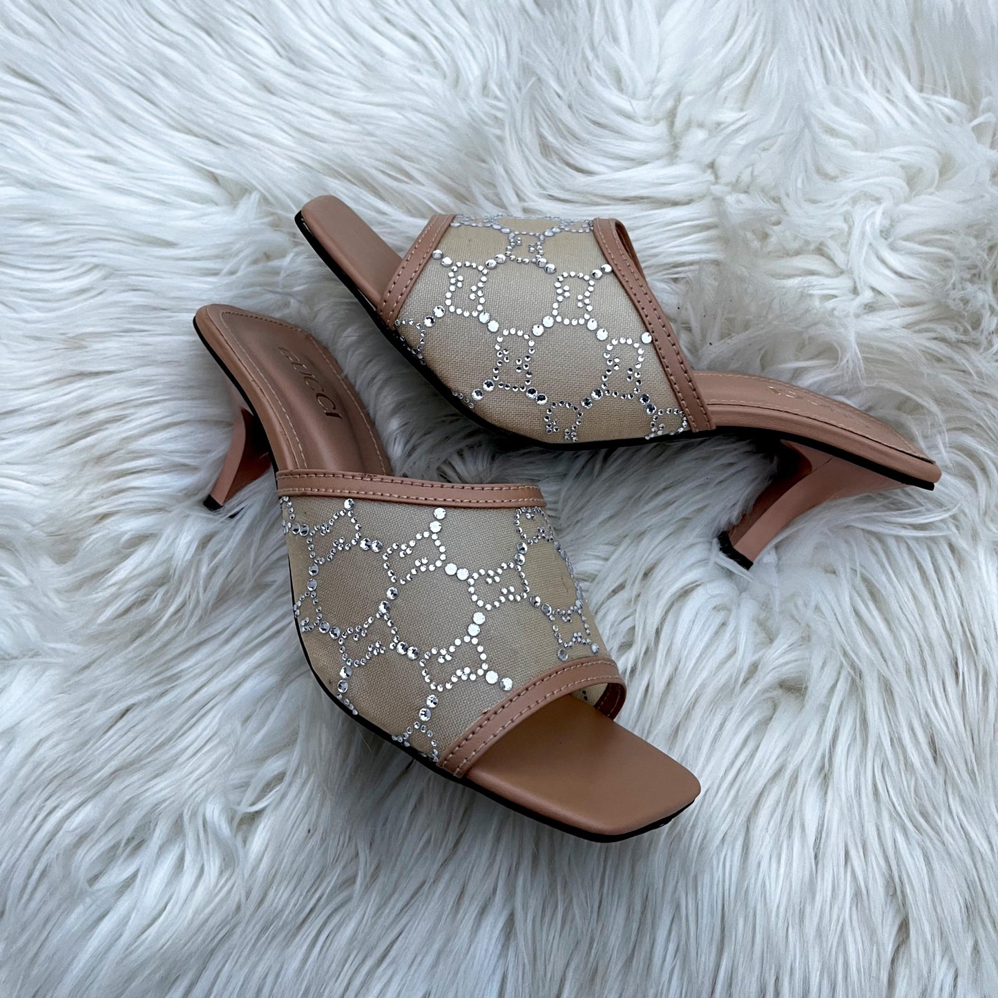 ZEVIRA'S G-U-C-C-I Heels (Brown)