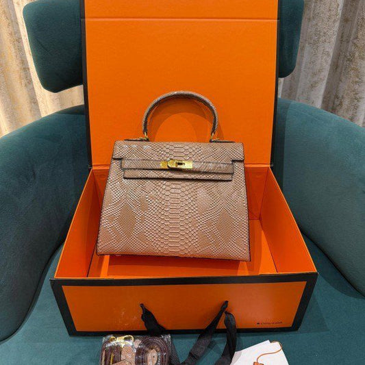 ZEVIRA'S H-MES Kelly 28cm Crocodile with Palladium Hardware (Beige)