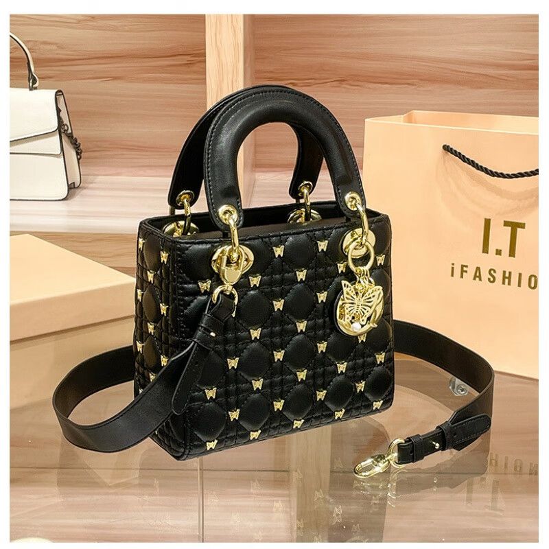 ZEVIRA'S Premium D-I-O-R (Black)