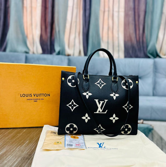 ZEVIRA L--V ON THE GO Medium (Black)