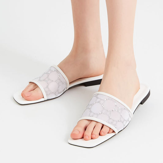 ZEVIRA'S G-U-C-C-I Slides (White)