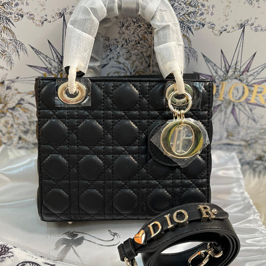 ZEVIRA'S Premium Lady D-I-O-R (Black)