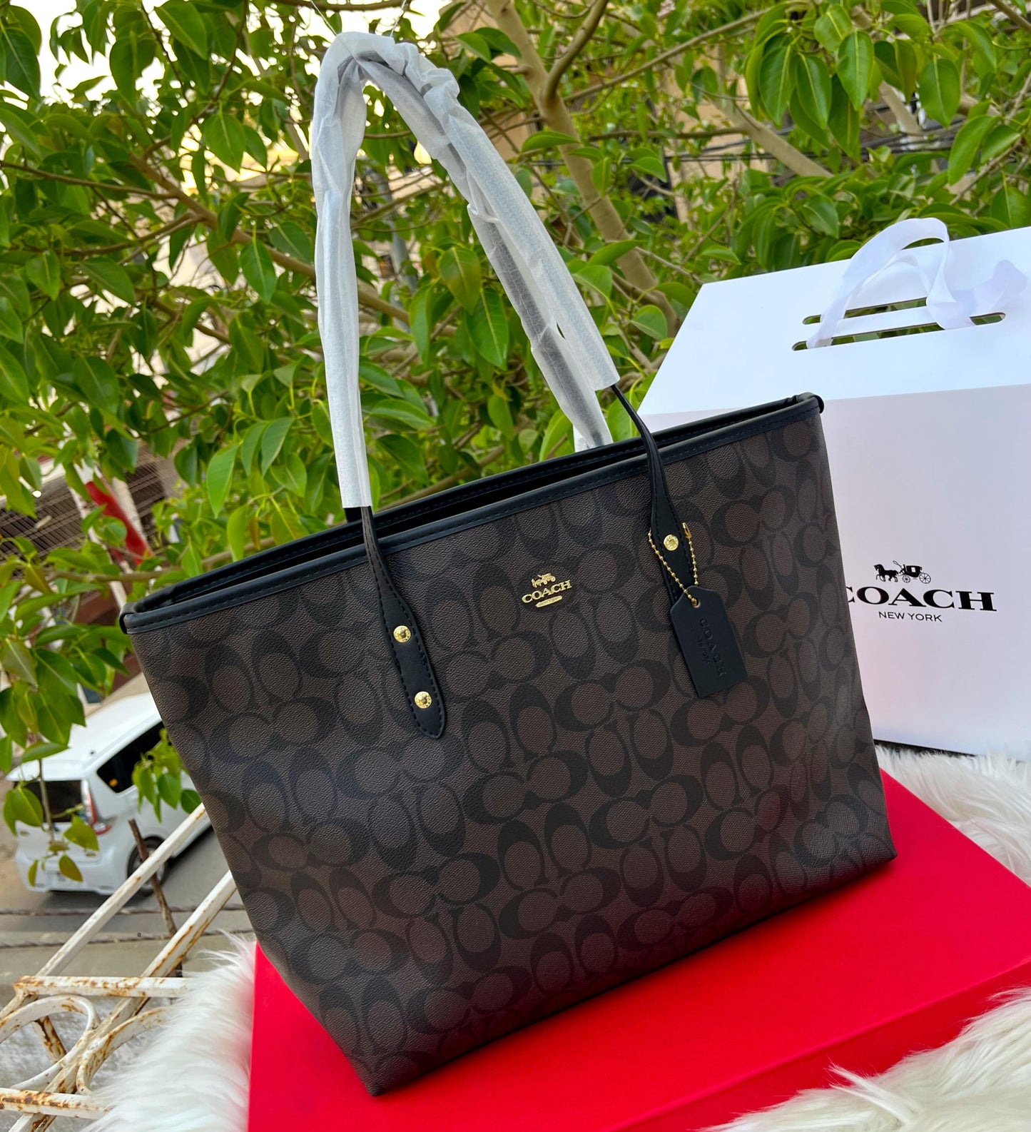 ZEVIRA'S C-O-A-C-H Premium Tote (Brown)