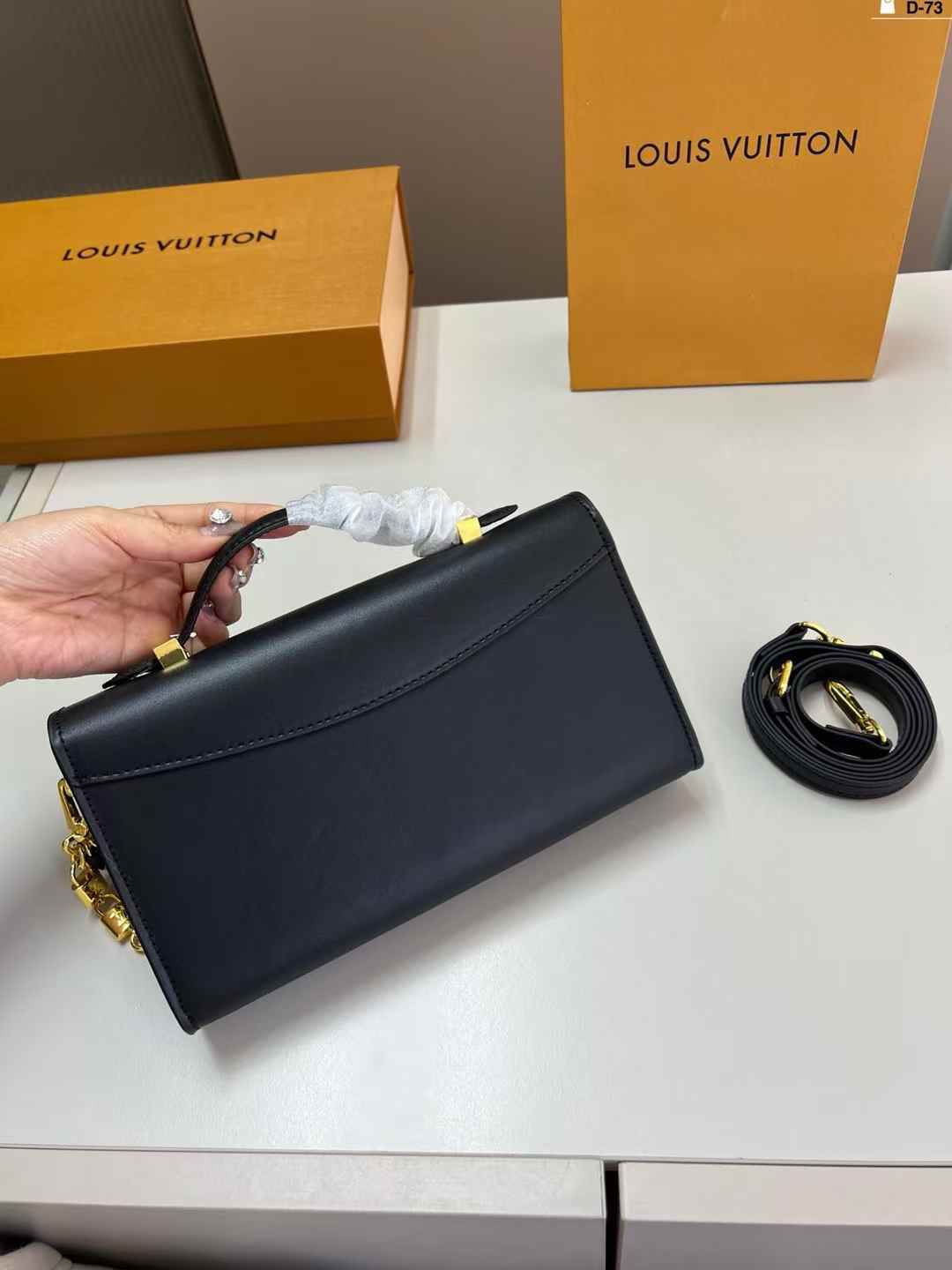 ZEVIRA'S L--V Wallet On Chain Capucines (Black)