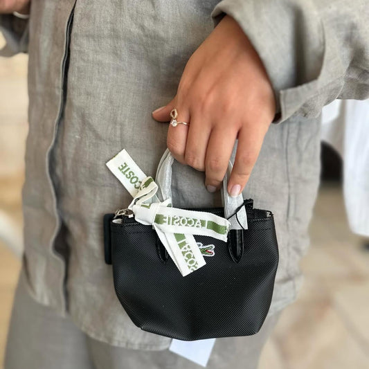 ZEVIRA'S L-A-C-O-S-T-E 07 (Black)