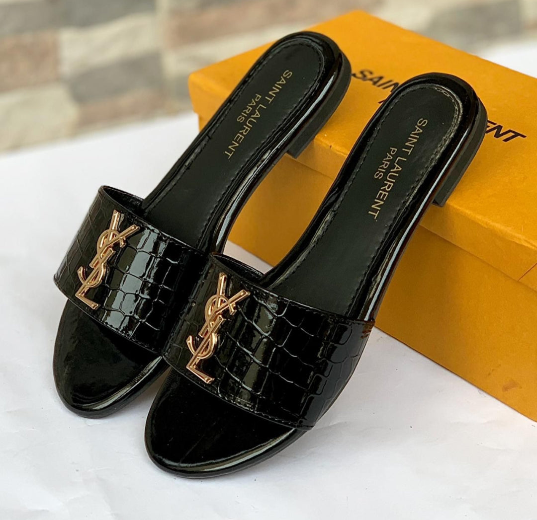 Saint Flat Slippers (Black)