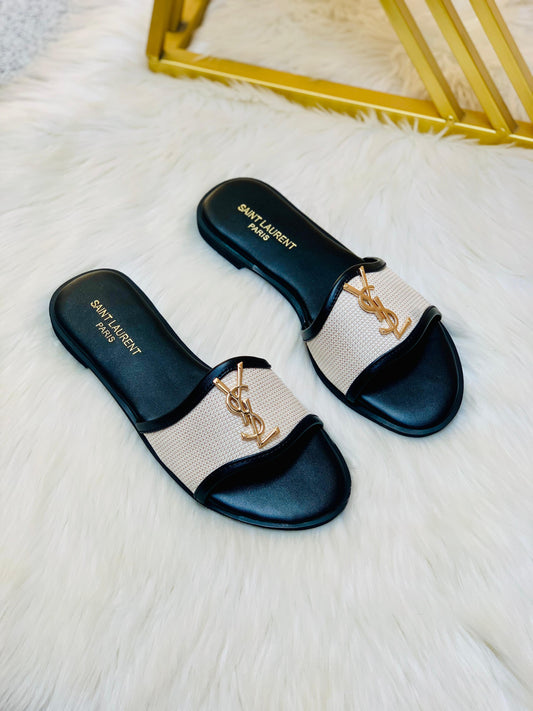 ZEVIRA'S Y-S-L Flat Slippers (Black)