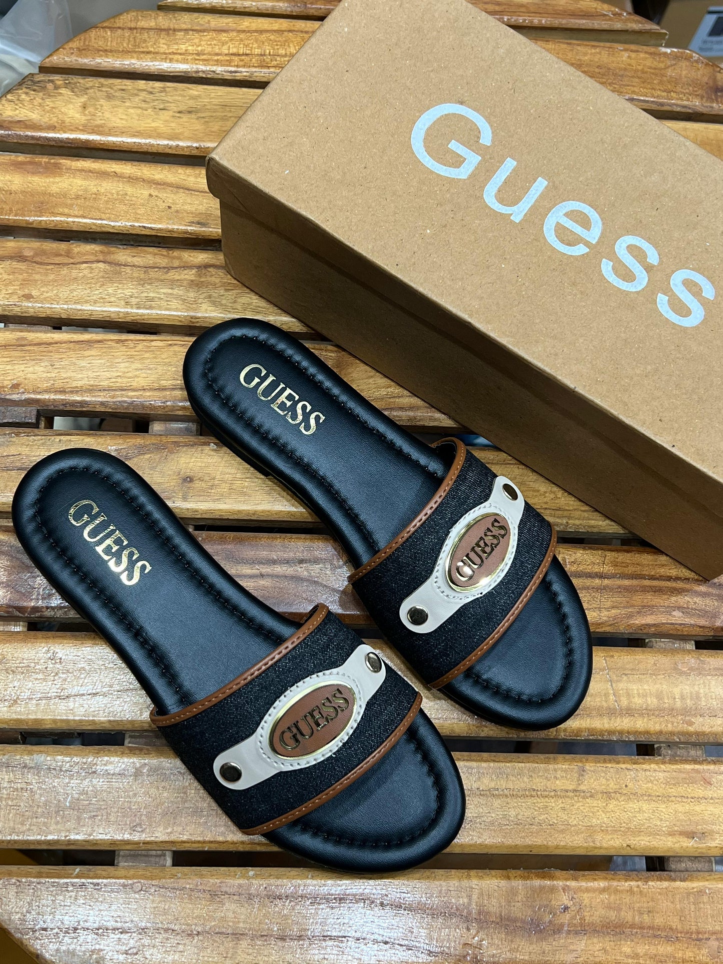 ZEVIRA'S G-ESS Flat 05