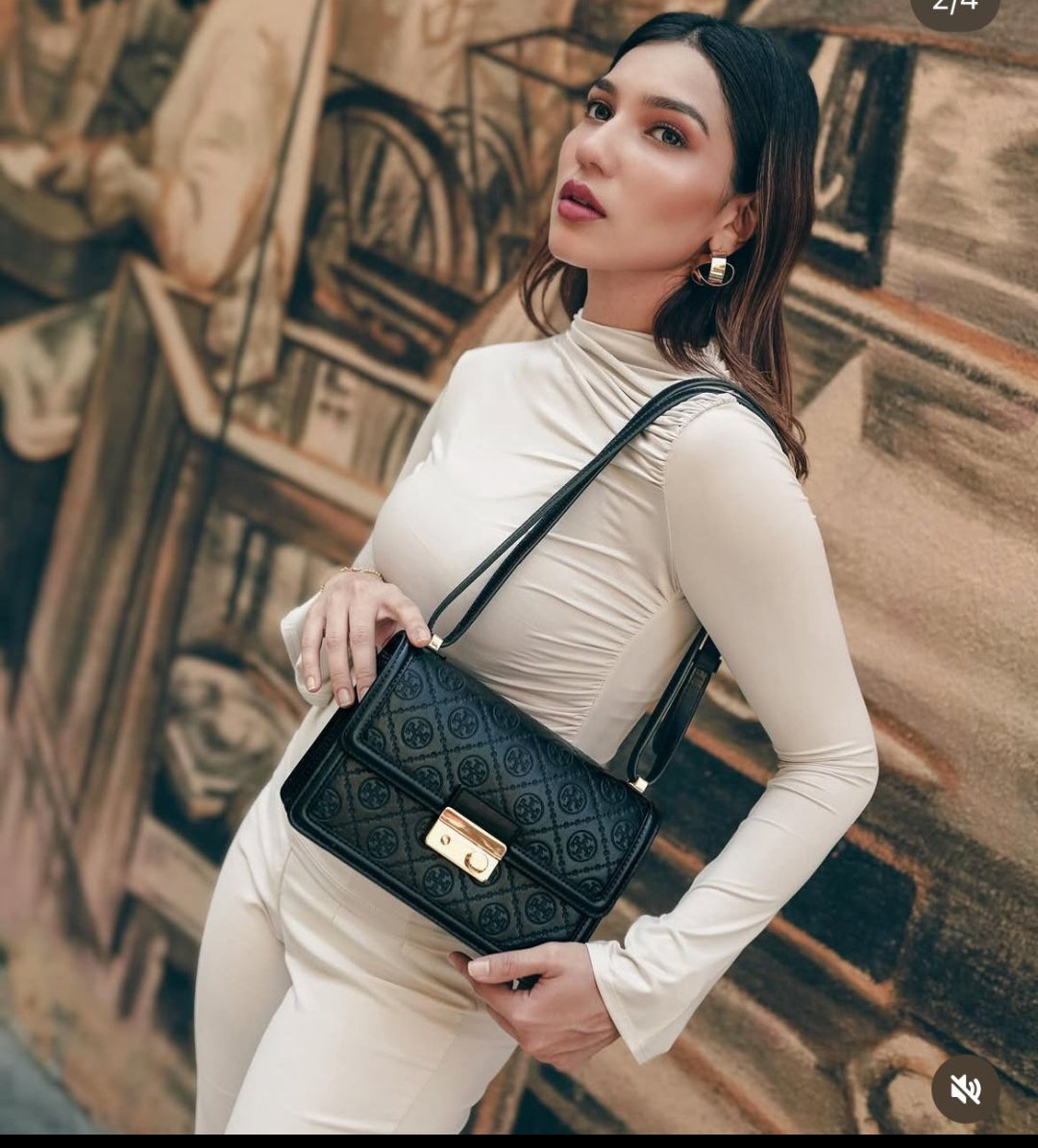 ZEVIRA'S TB Premium Crossbody 05 (Black)