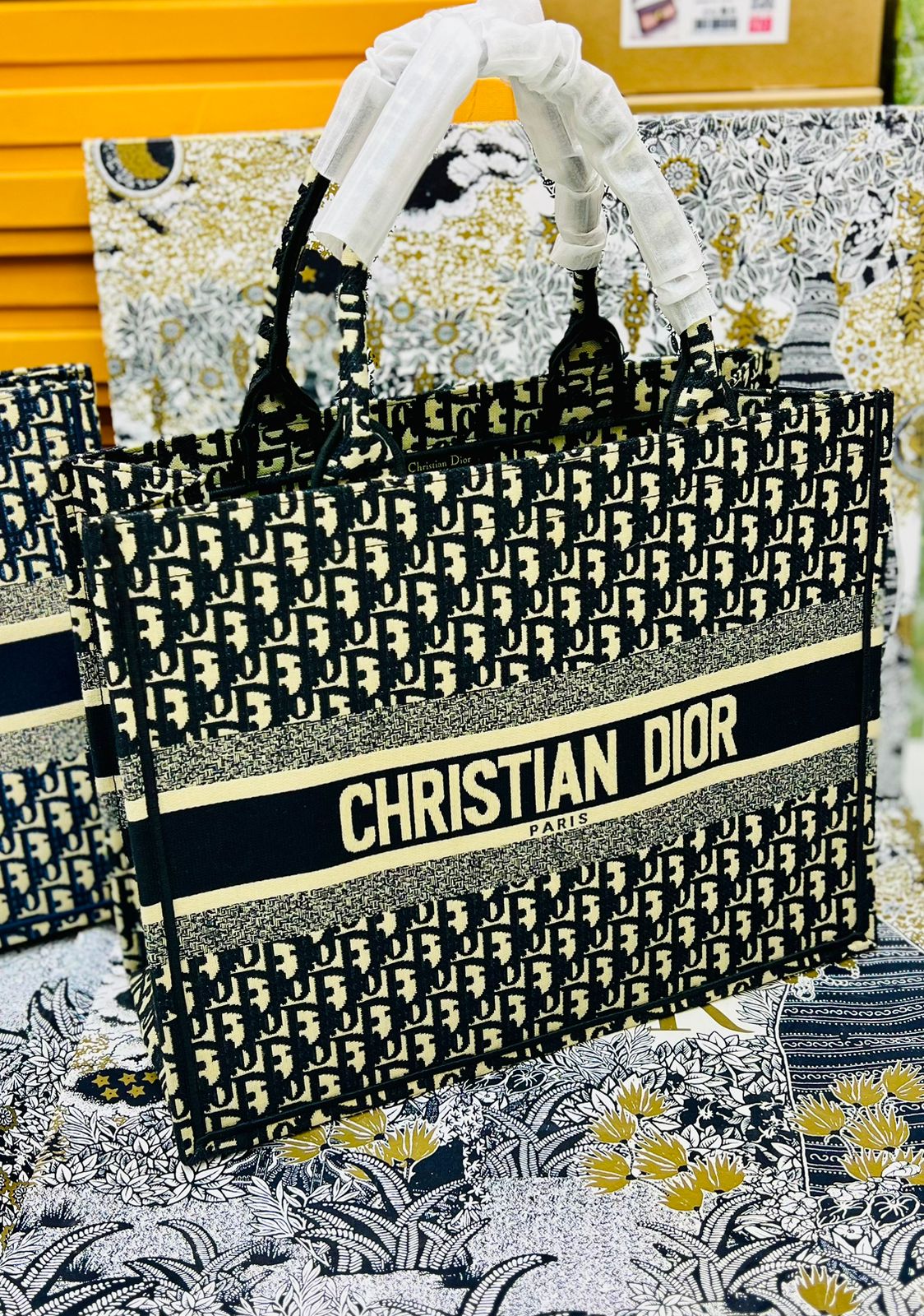ZEVIRA'S C--D Tote (06)