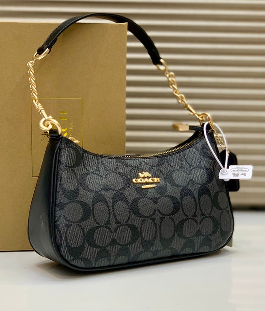 ZEVIRA'S C-O-A-C-H Teri (Black 2)