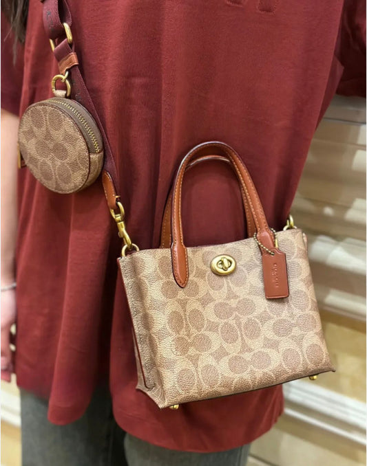 ZEVIRA'S C-O-A-C-H Signature Tote (Brown)