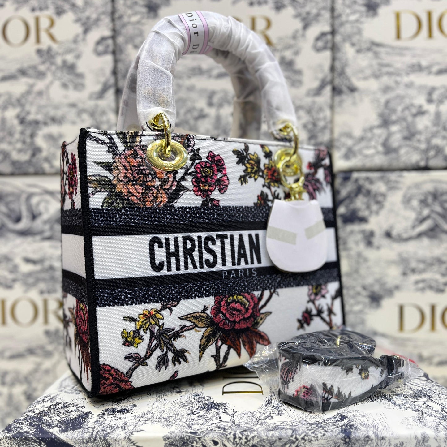 ZEVIRA'S C--D Elegant D-Lite Canvas Shoulder Bag (White)