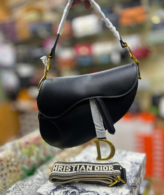 ZEVIRA'S Luxurious Saddle 04